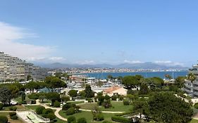 2 pieces Marina Baie des Anges